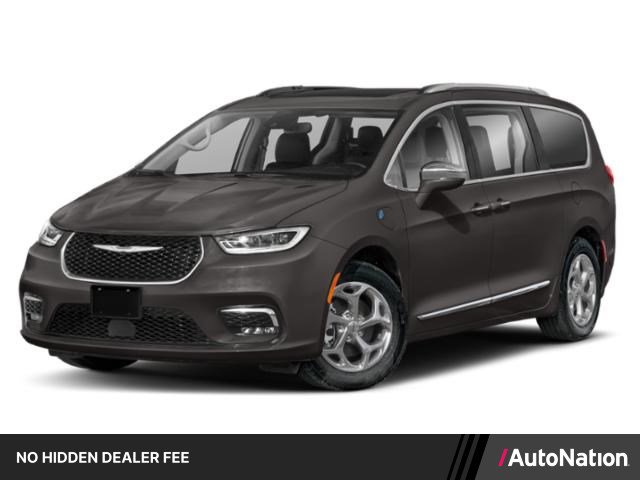 Used 2022 Chrysler Pacifica Limited w/ Uconnect Theater Family Group FWD image 1