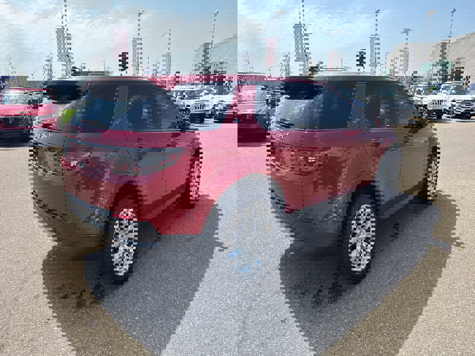 Used 2020 Land Rover Discovery Sport SE image 5