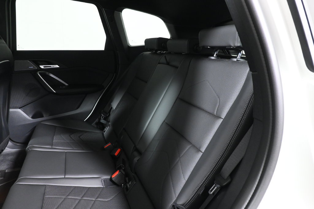 New 2027 BMW X1 xDrive28i AWD/4WD image 4