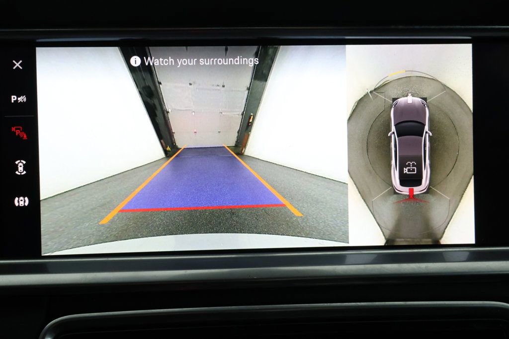 Used 2023 Porsche Panamera 4 Platinum Edition image 17