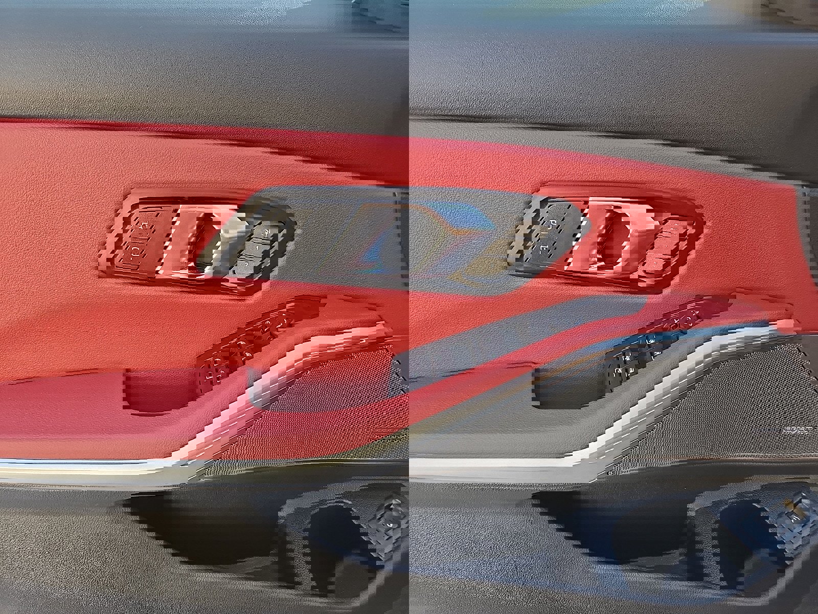 Certified 2025 BMW 330i xDrive Sedan image 13