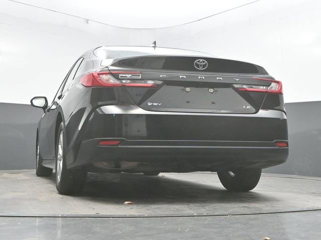 Used 2025 Toyota Camry LE image 36