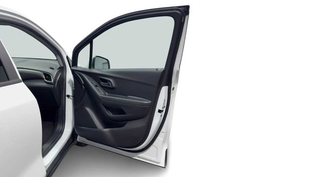 Used 2020 Chevrolet Trax LS image 9