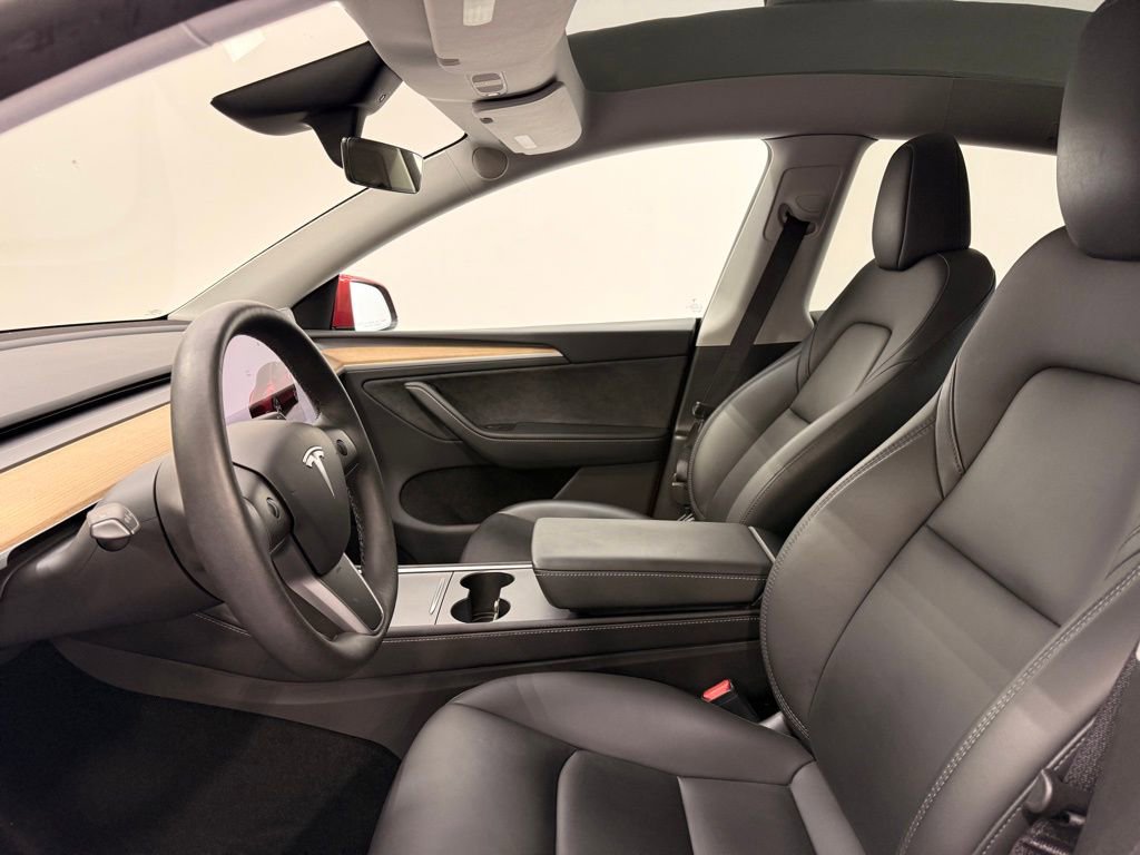 Used 2024 Tesla Model Y Long Range image 12
