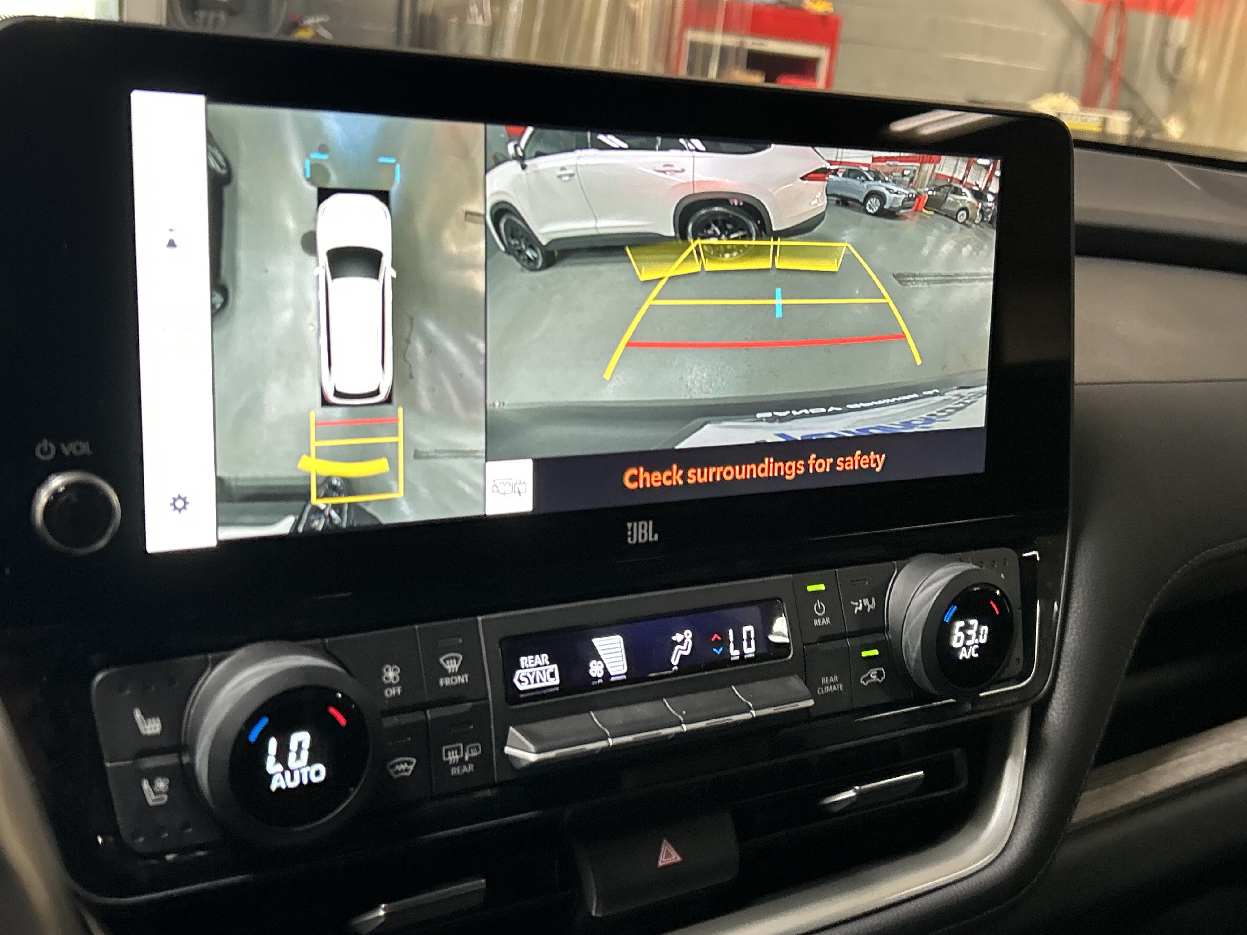 Used 2024 Toyota Grand Highlander AWD image 25