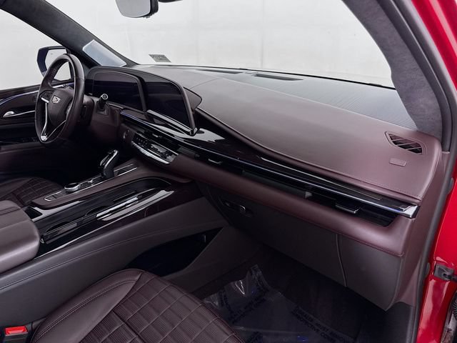 Used 2023 Cadillac Escalade Sport Platinum AWD/4WD image 32