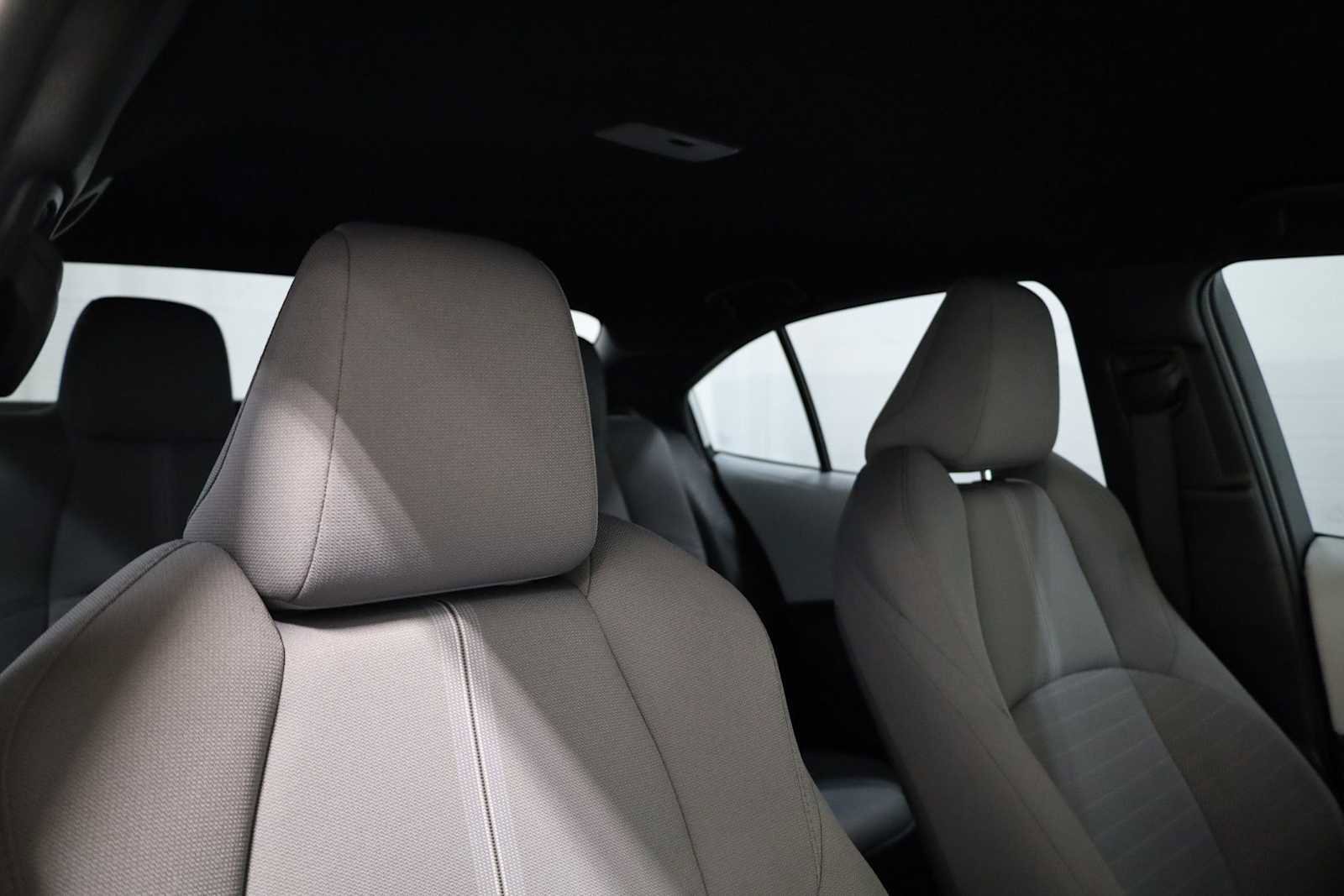 Used 2023 Toyota Corolla SE image 19