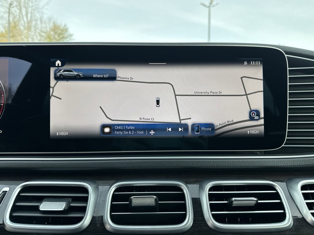 Used 2024 Mercedes-Benz GLE 350 4MATIC image 11