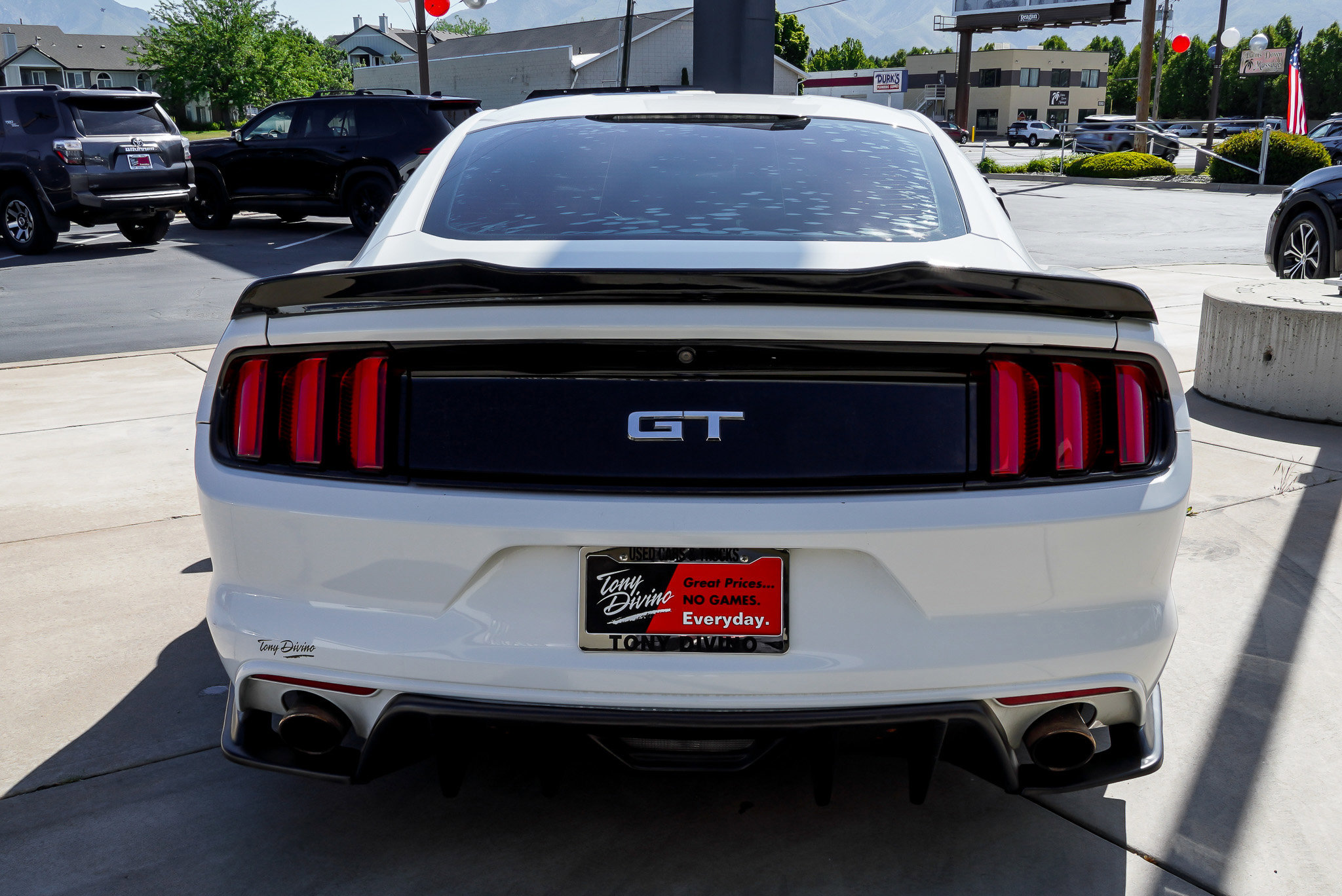 Used 2016 Ford Mustang GT w/ GT Performance Package RWD image 7