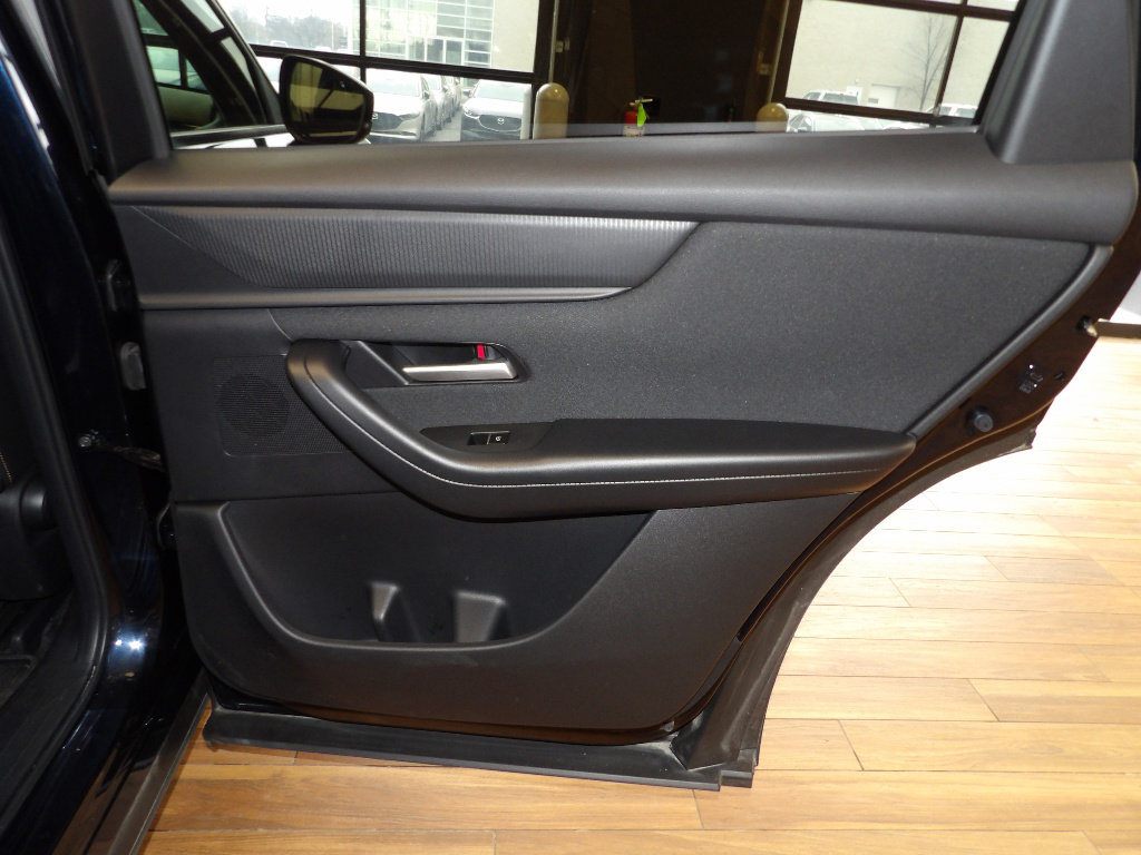 Used 2024 MAZDA CX-90 3.3 Turbo w/ Select Package image 15