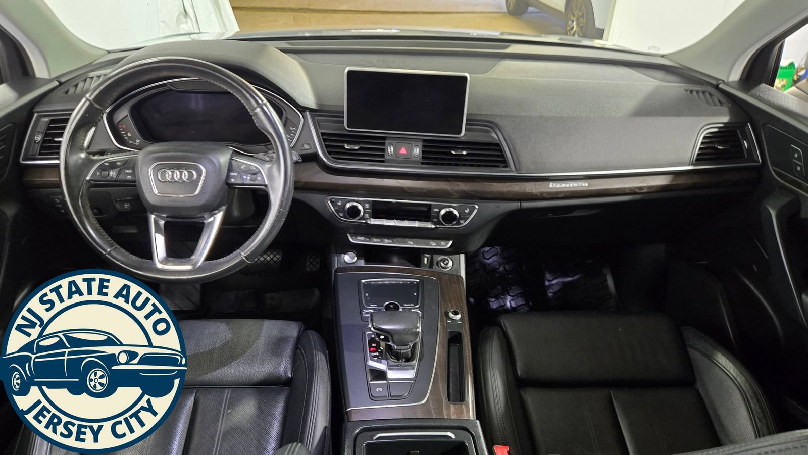 Used 2018 Audi Q5 2.0T Premium Plus w/ Premium Plus Package AWD/4WD image 6