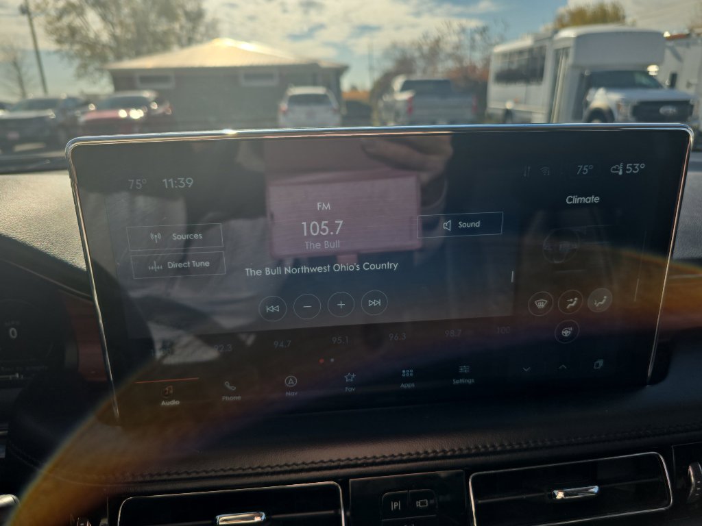 Used 2022 Lincoln Nautilus Reserve w/ Equipment Group 201A image 35