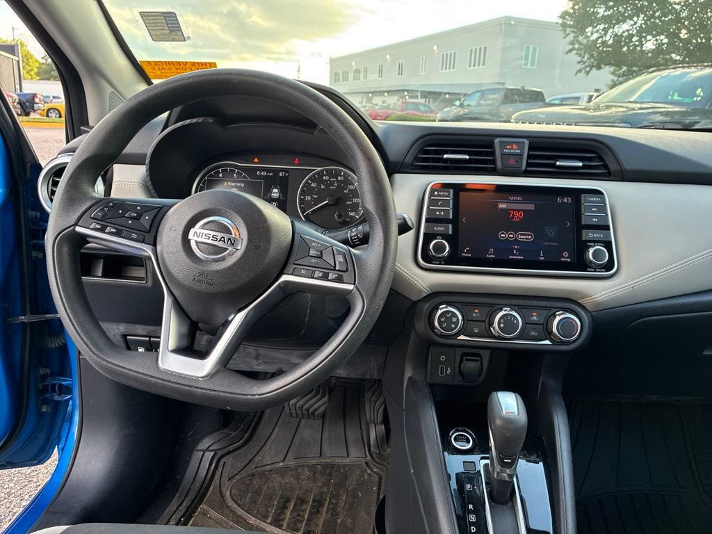 Used 2020 Nissan Versa SV FWD image 19
