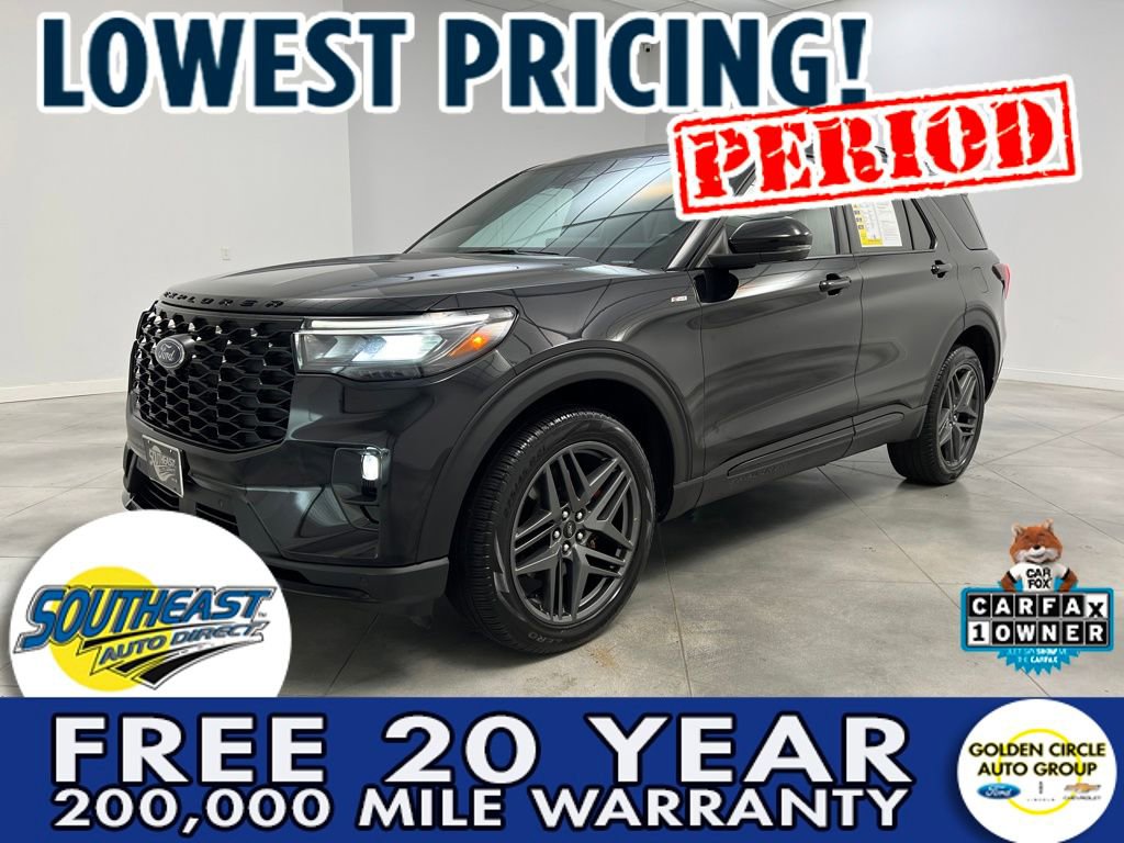 Used 2025 Ford Explorer ST-Line w/ ST-Line Street Pack AWD/4WD image 3