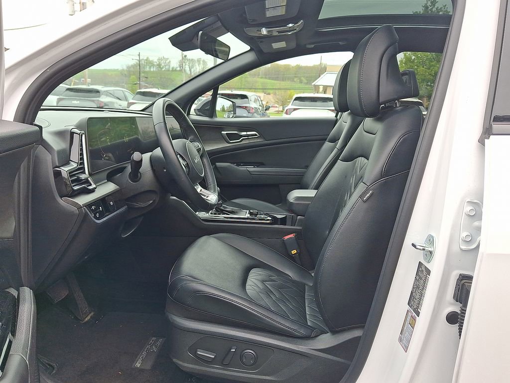 Certified 2024 Kia Sportage X-Line w/ X-Line Premium Package AWD/4WD image 3