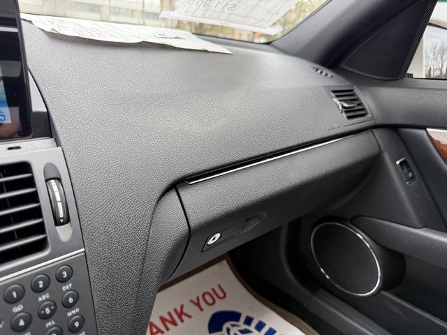 Used 2011 Mercedes-Benz C 300 4MATIC Sedan image 27
