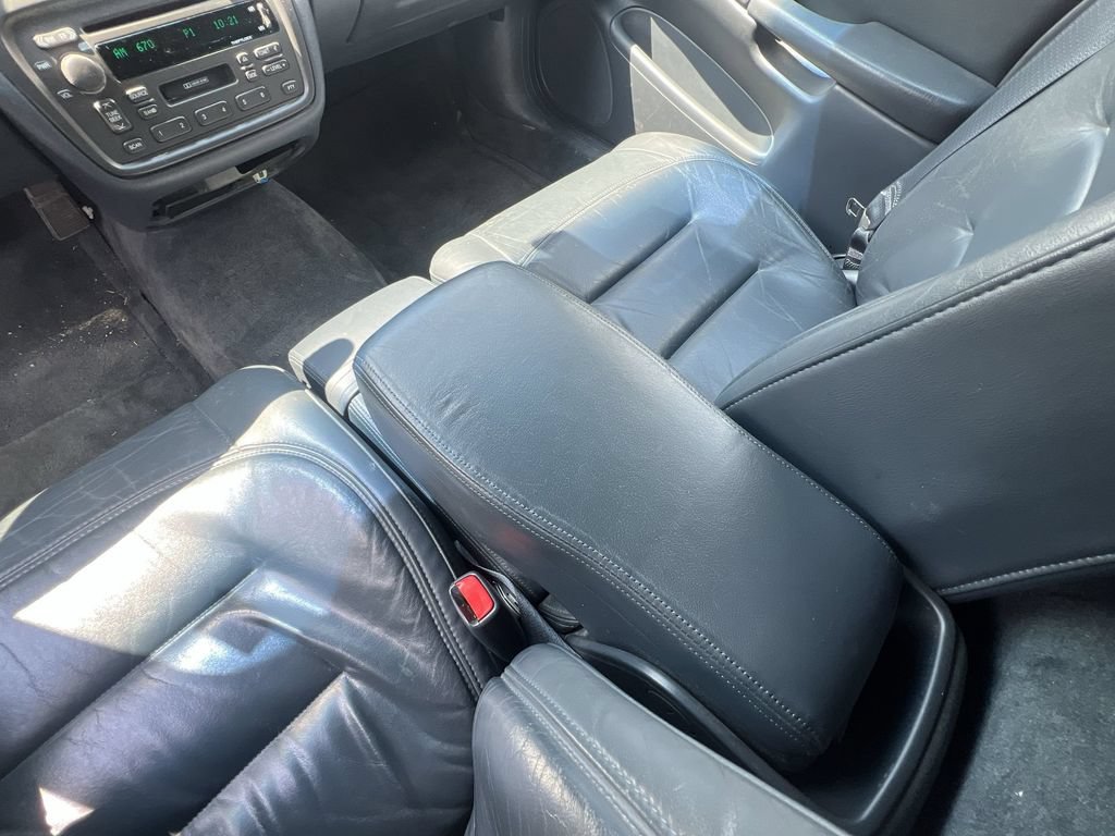 Used 2002 Cadillac De Ville Hearse FWD image 27