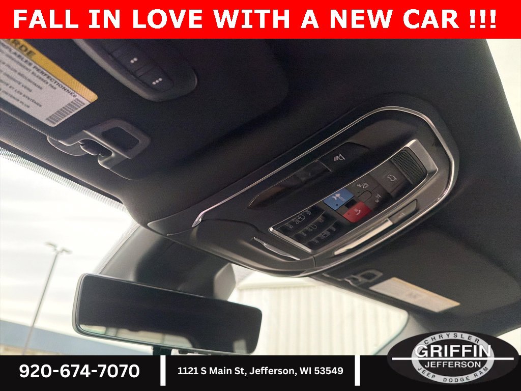 New 2025 Jeep Grand Cherokee L Limited w/ Luxury Tech Group II image 27