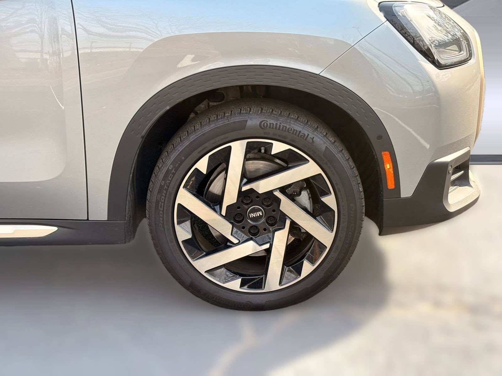 Used 2025 MINI Cooper Countryman S w/ Comfort Package Max image 11