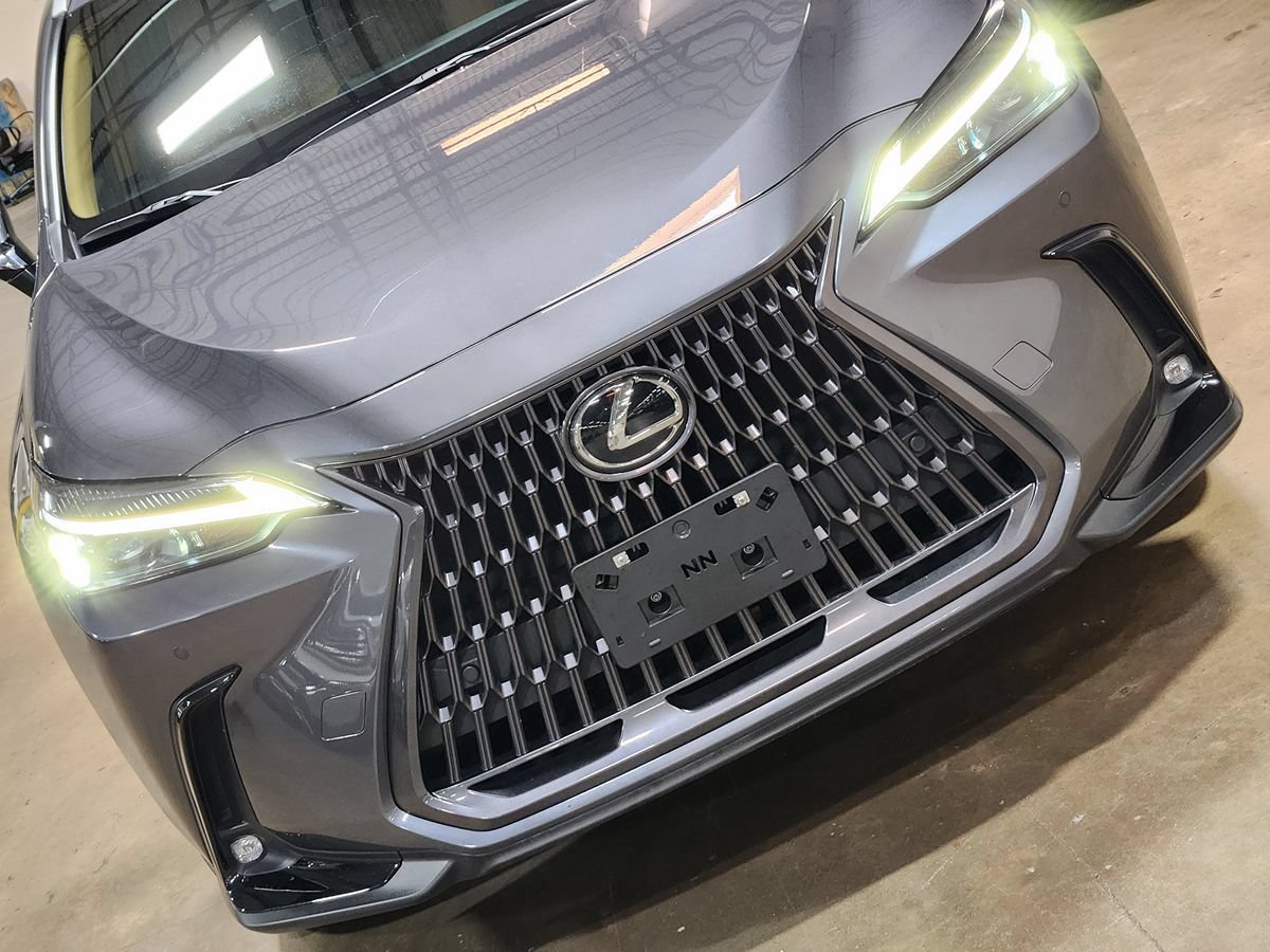 Used 2025 Lexus NX 250 FWD w/ Premium Package image 17