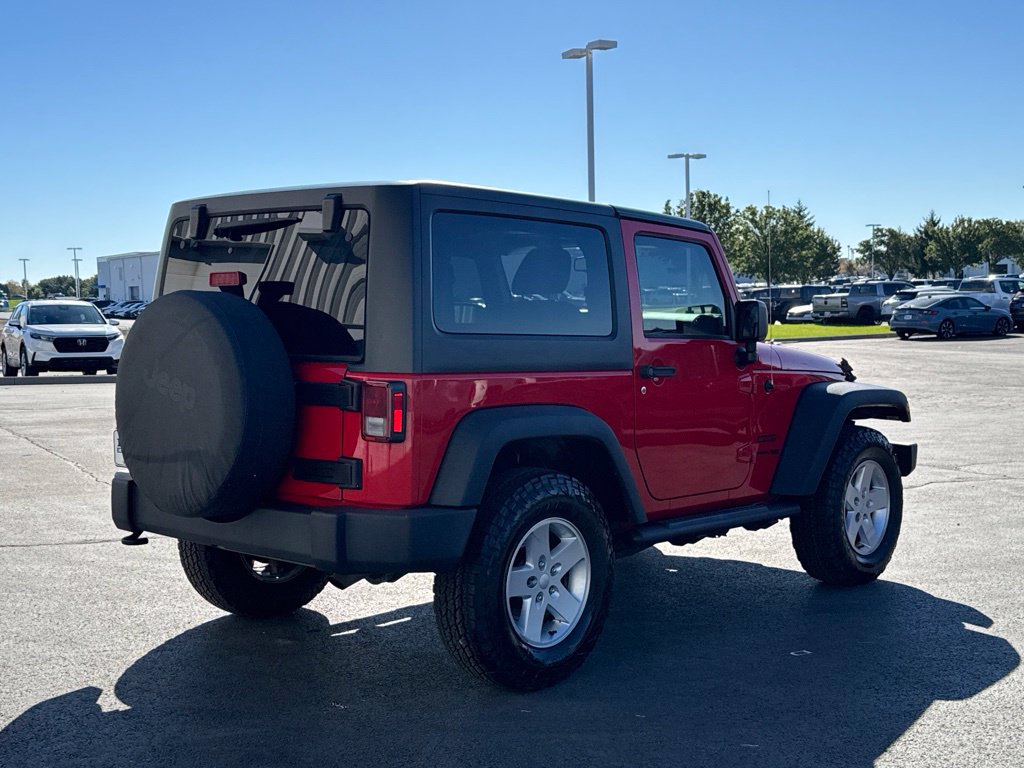 Used 2018 Jeep Wrangler Sport AWD/4WD image 7