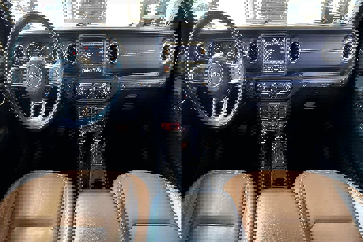 Used 2022 Jeep Wrangler Unlimited Rubicon 4xe w/ Cold Weather Group image 16