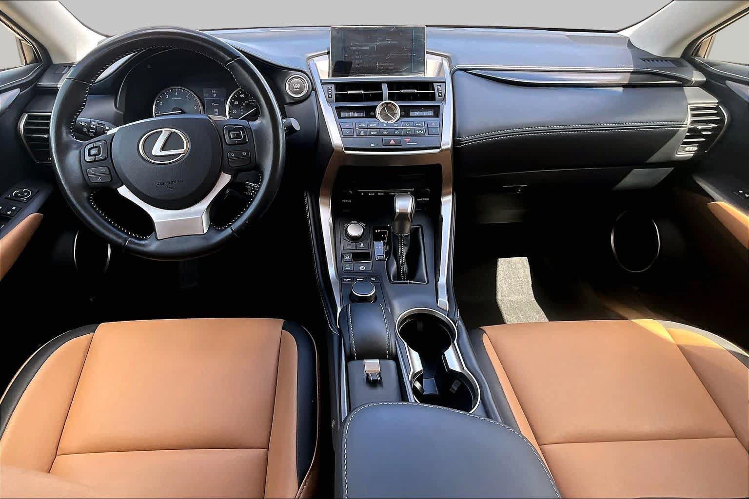 Used 2016 Lexus NX 200t FWD image 16