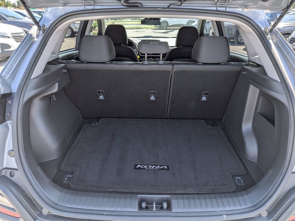 Used 2021 Hyundai Kona SE FWD image 12