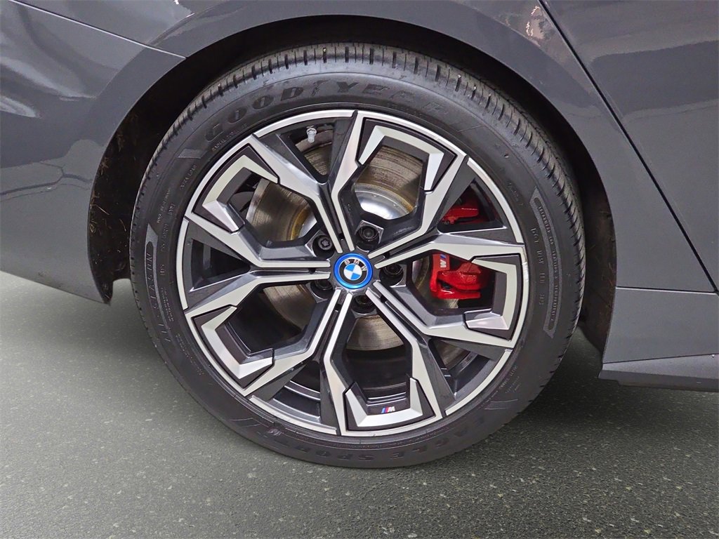 Used 2024 BMW i4 M50 image 35