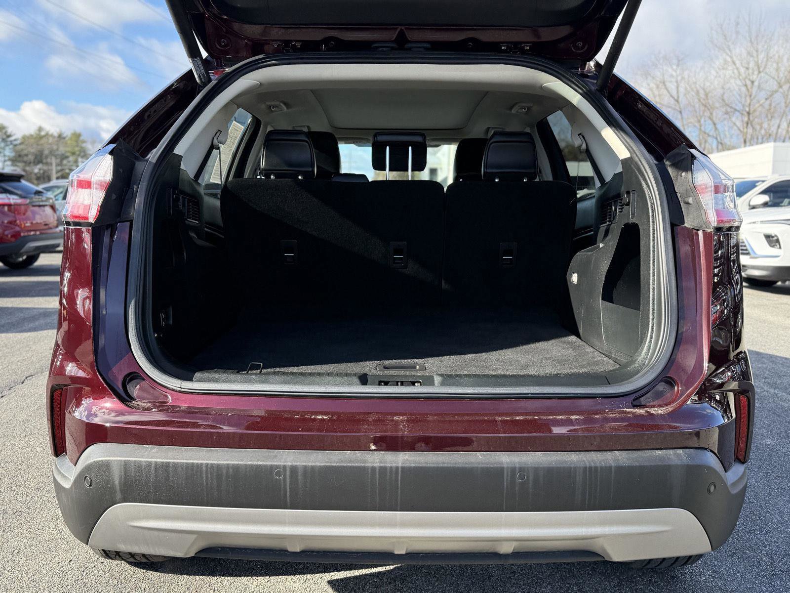 Used 2022 Ford Edge SEL w/ Convenience Package image 10