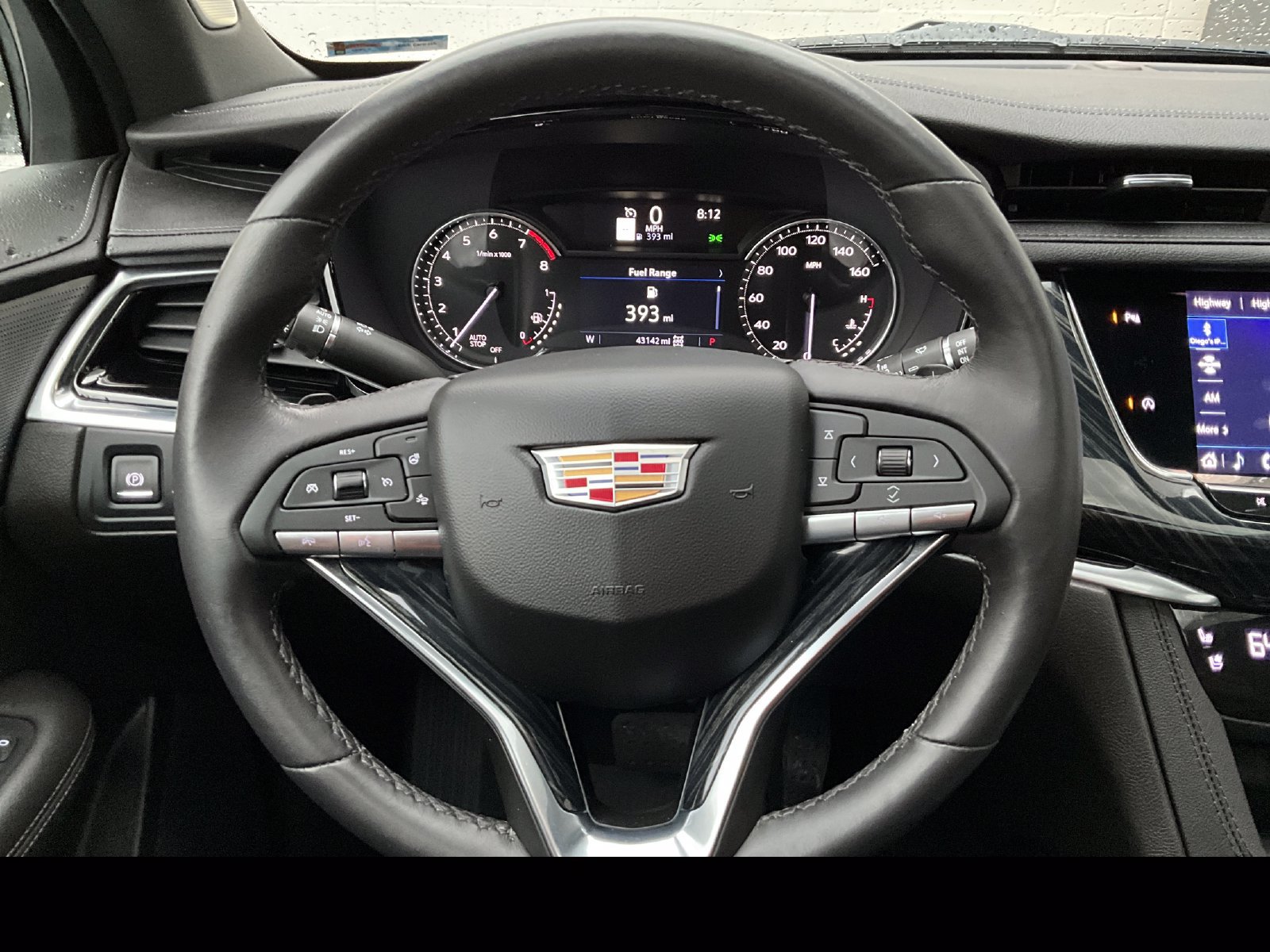 Certified 2023 Cadillac XT6 Premium Luxury AWD/4WD image 3