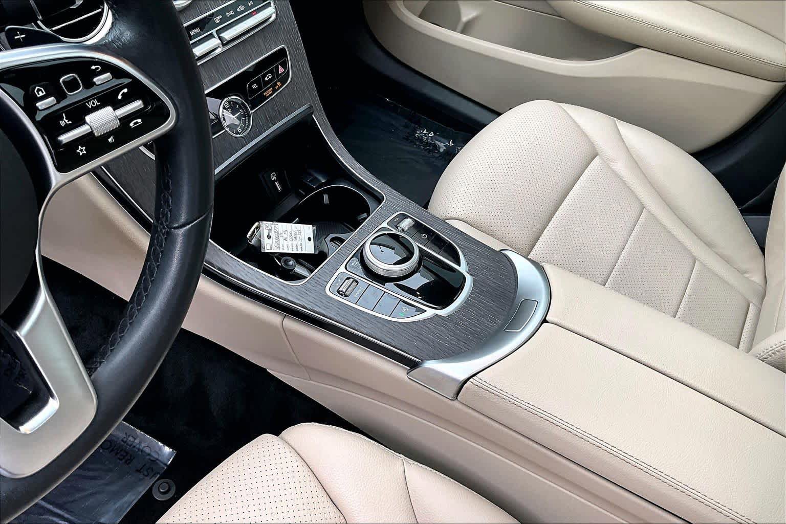 Used 2019 Mercedes-Benz C 300 Sedan image 16