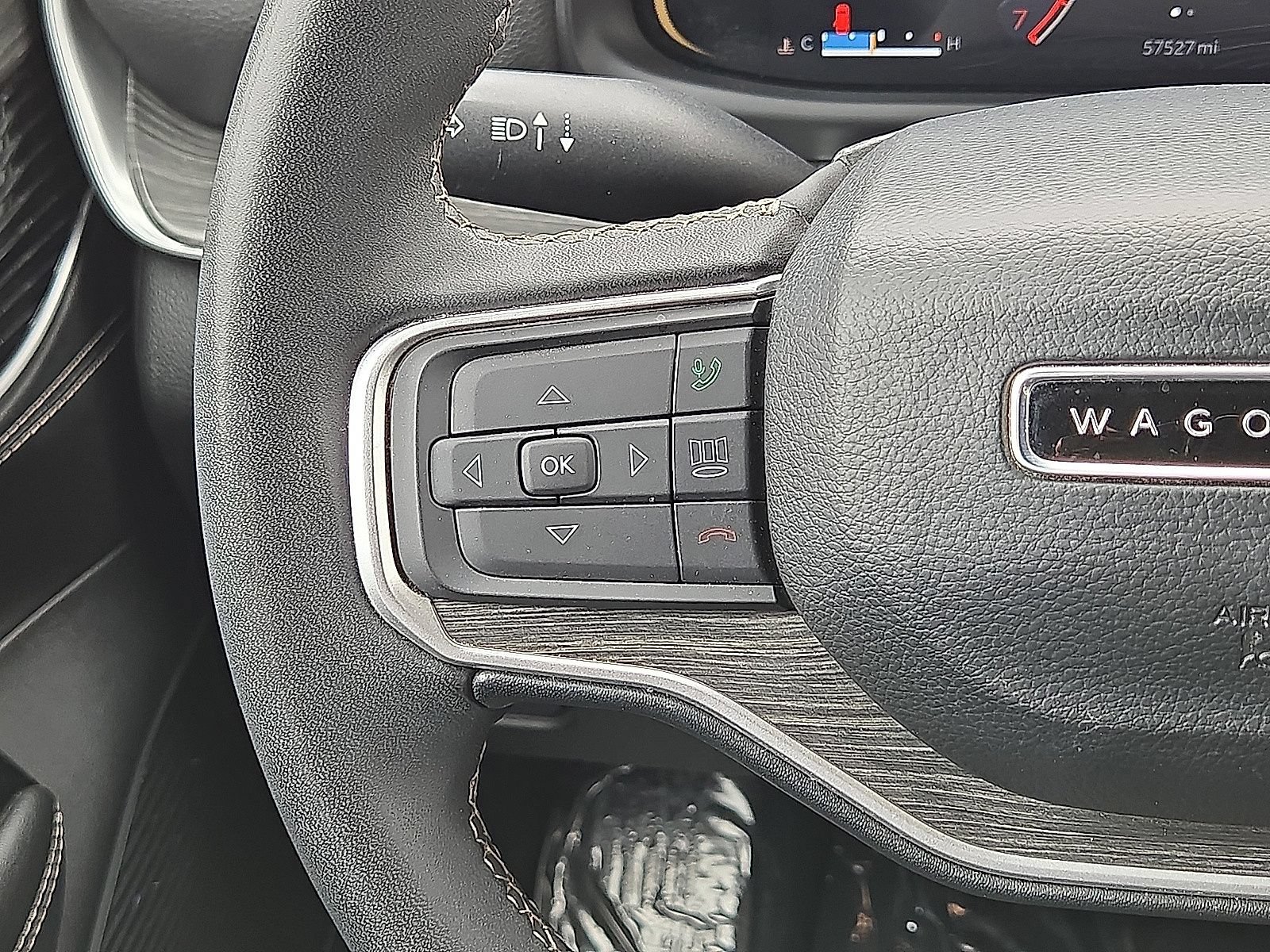 Used 2024 Jeep Wagoneer Series II w/ Flexible Seating Group RWD image 19
