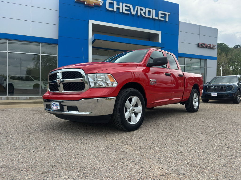 Used 2024 RAM 1500 Classic SLT AWD/4WD image 32