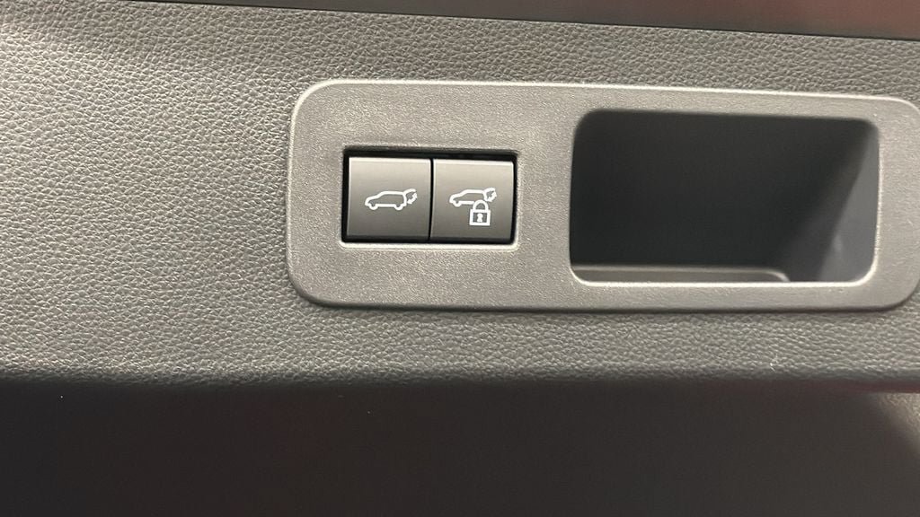 New 2026 Lexus LX 700h F Sport AWD/4WD image 10