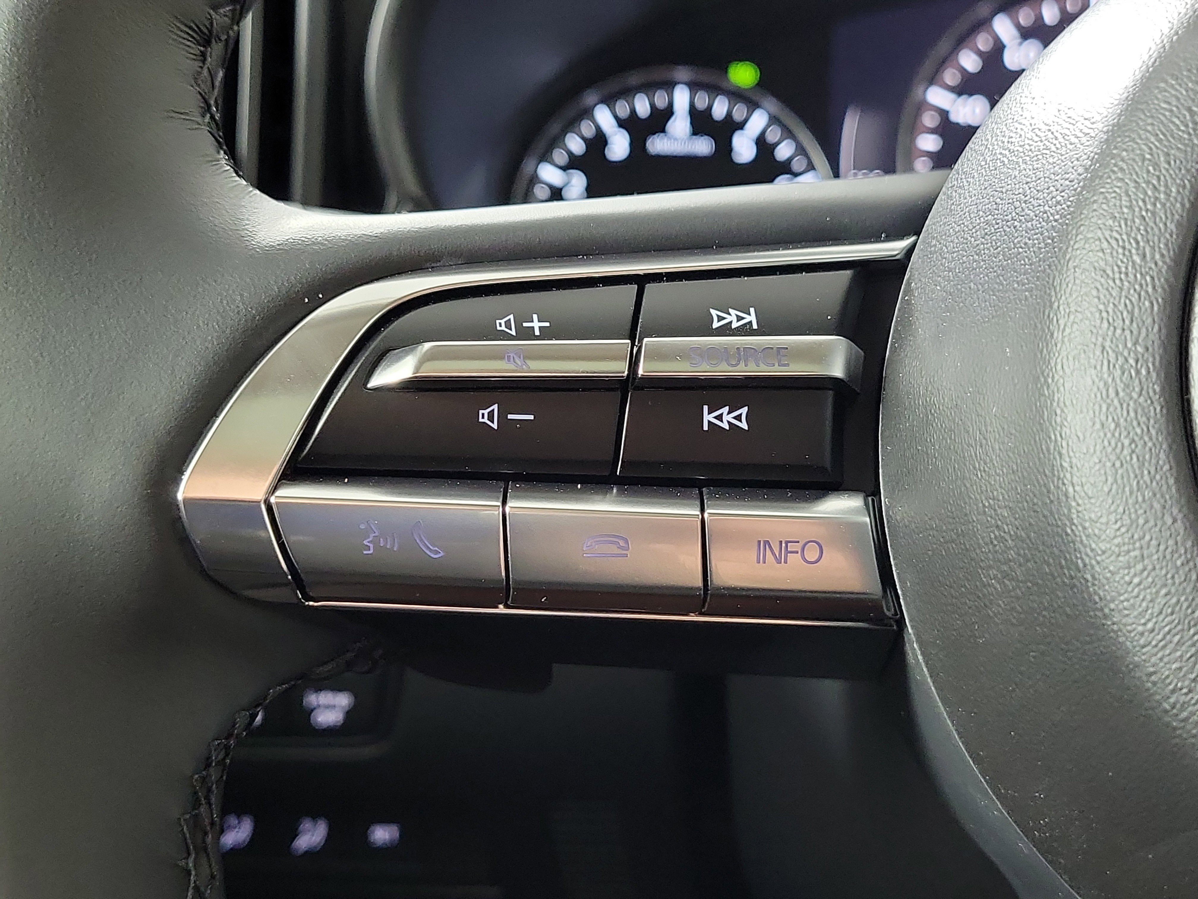 New 2025 MAZDA CX-50 AWD 2.5 Turbo w/ Weather Package image 15