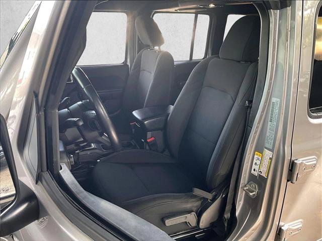 Used 2018 Jeep Wrangler Unlimited Sport S AWD/4WD image 26