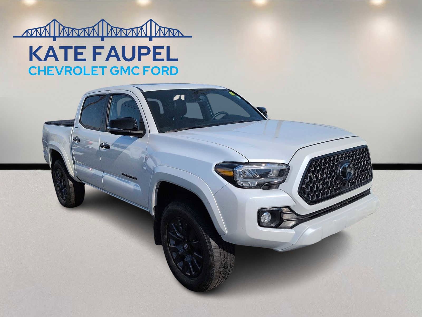 Used 2023 Toyota Tacoma Limited w/ Nightshade Package AWD/4WD video 1