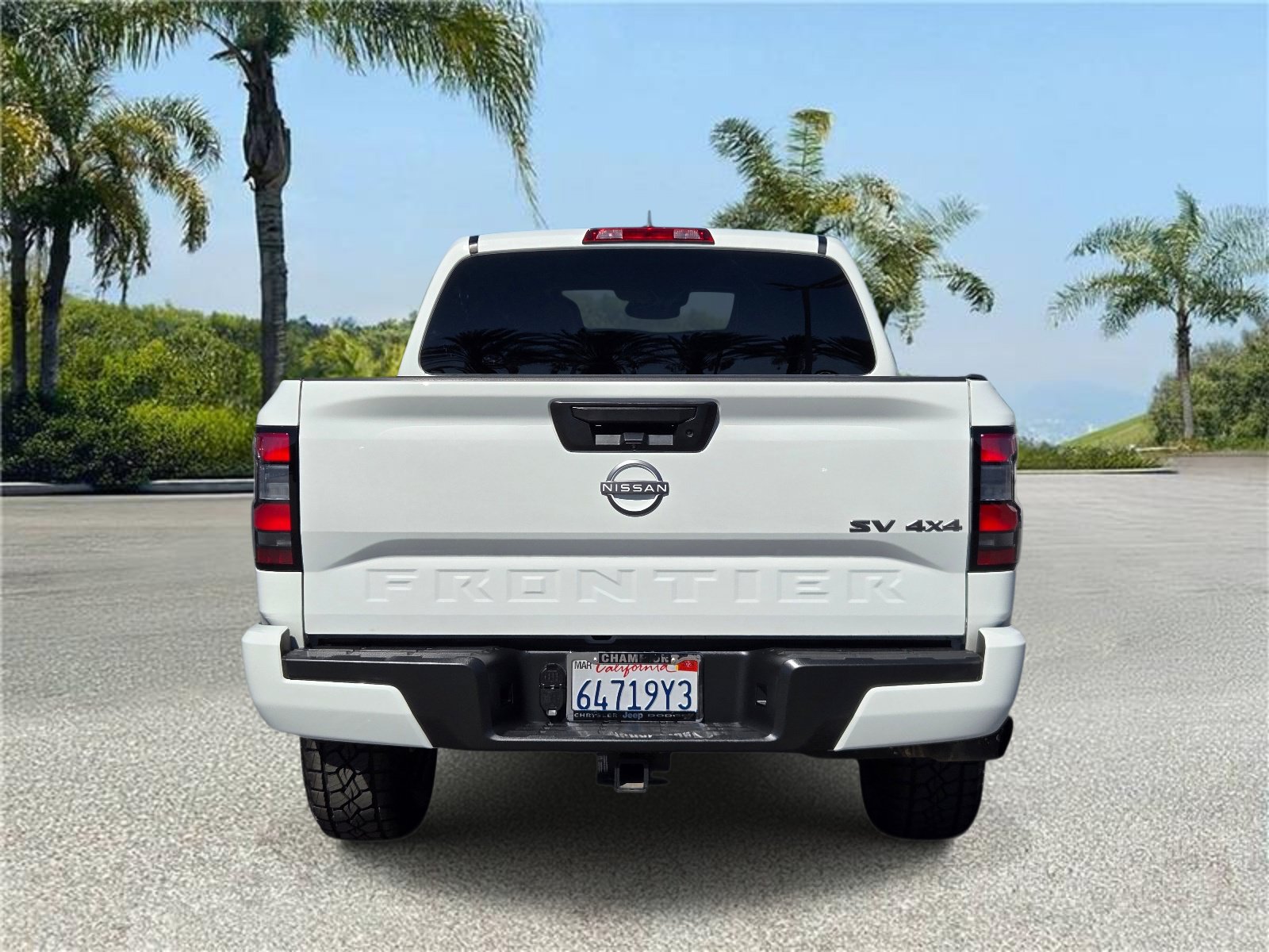 Used 2024 Nissan Frontier SV w/ Tow Package AWD/4WD image 5