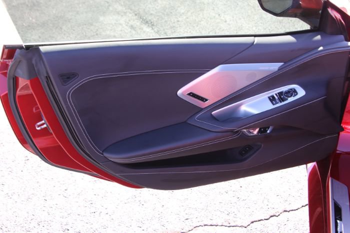 Used 2021 Chevrolet Corvette Stingray Preferred Cpe w/ Z51 Performance Package image 23