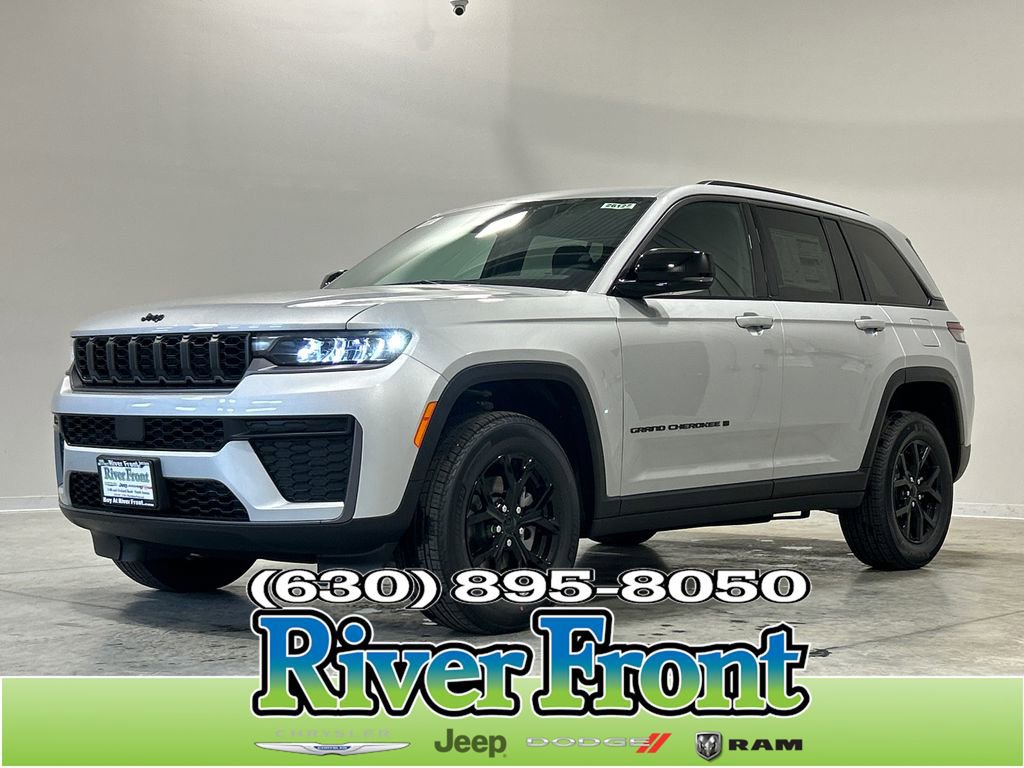 New 2026 Jeep Grand Cherokee Altitude AWD/4WD image 1