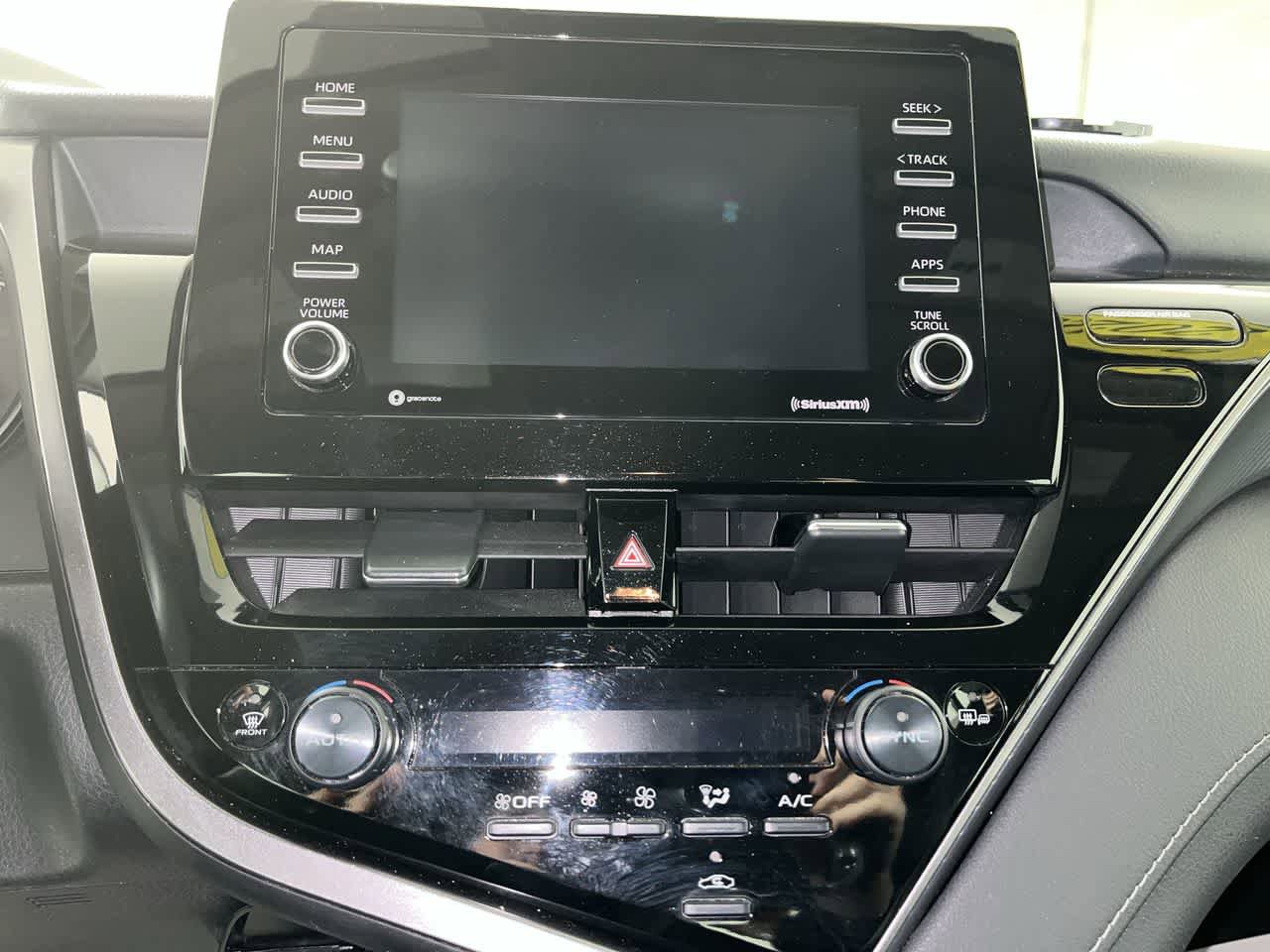 Used 2023 Toyota Camry SE image 20