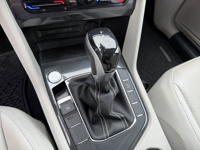 Used 2022 Volkswagen Tiguan SE image 22