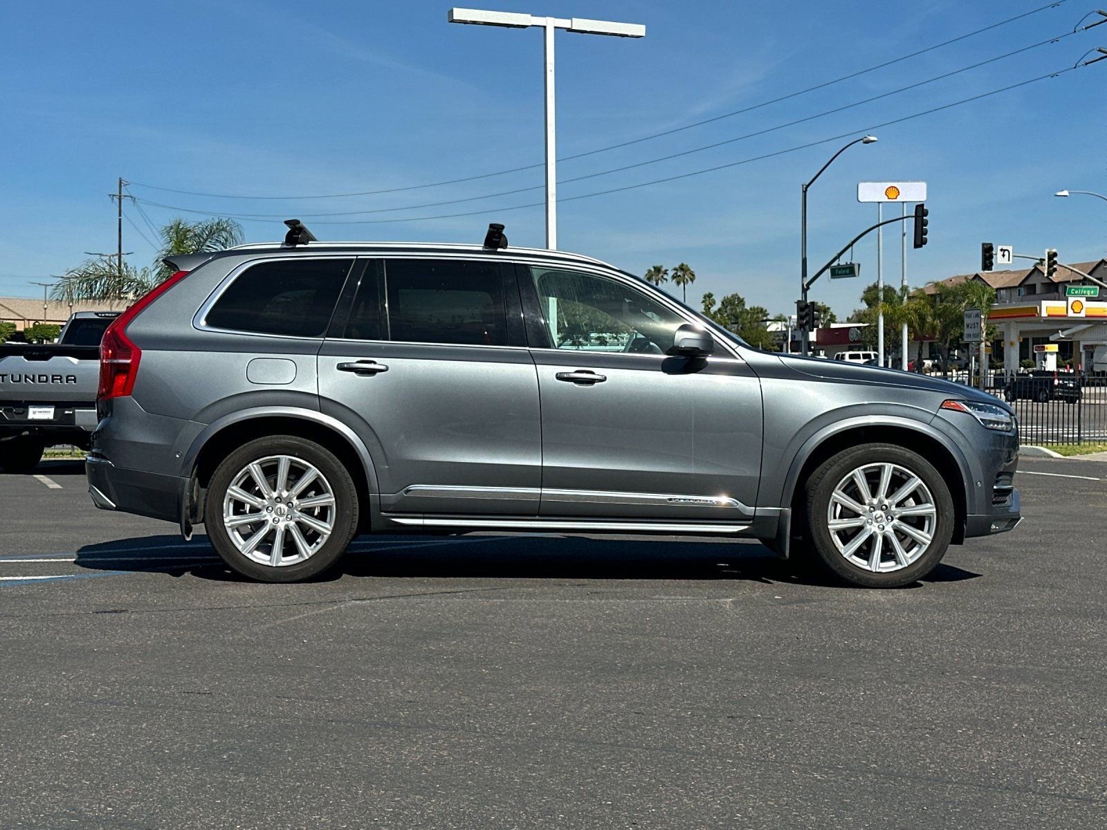 Used 2018 Volvo XC90 T6 Inscription w/ Convenience Package image 6
