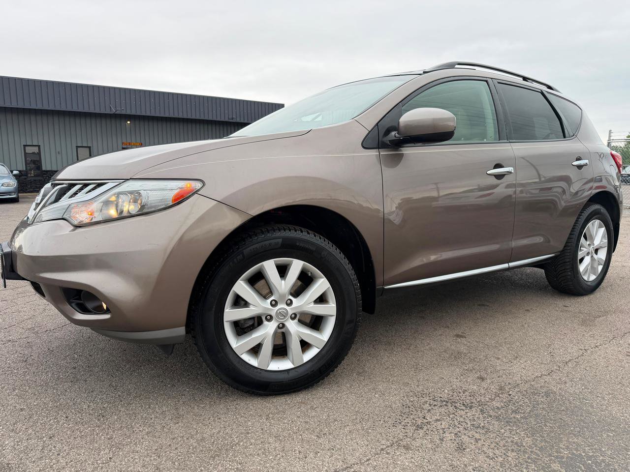 Used 2011 Nissan Murano SL FWD image 3