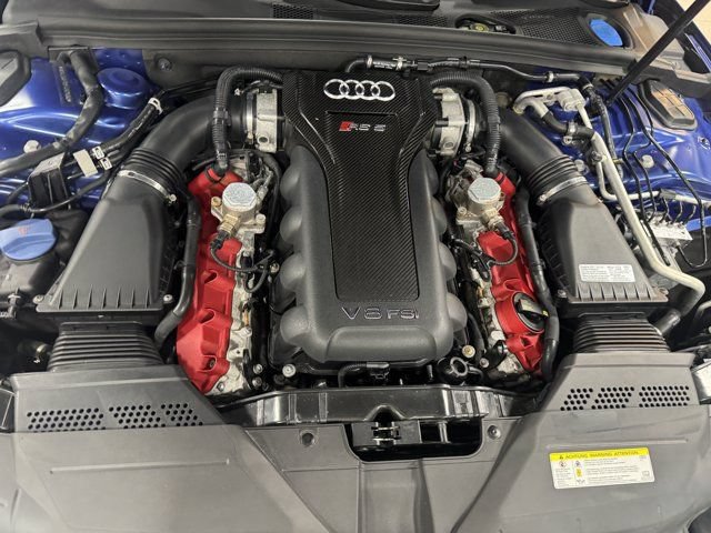 Used 2015 Audi RS 5 Coupe AWD/4WD image 28
