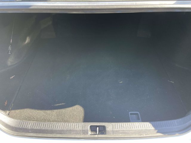 Used 2019 Toyota Camry LE FWD image 8