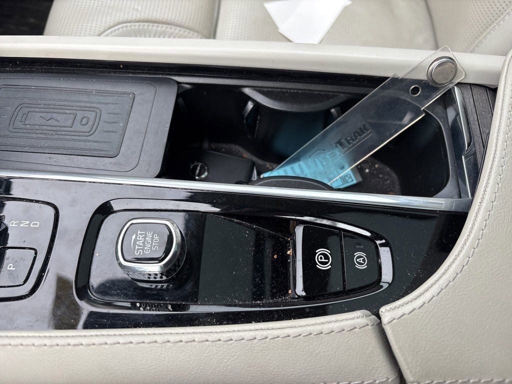 Used 2023 Volvo XC90 T8 Ultimate image 26