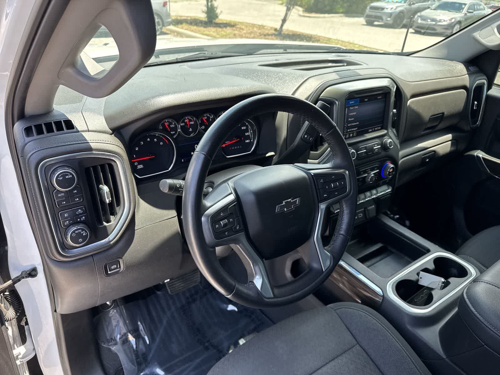 Used 2022 Chevrolet Silverado 1500 RST AWD/4WD image 10