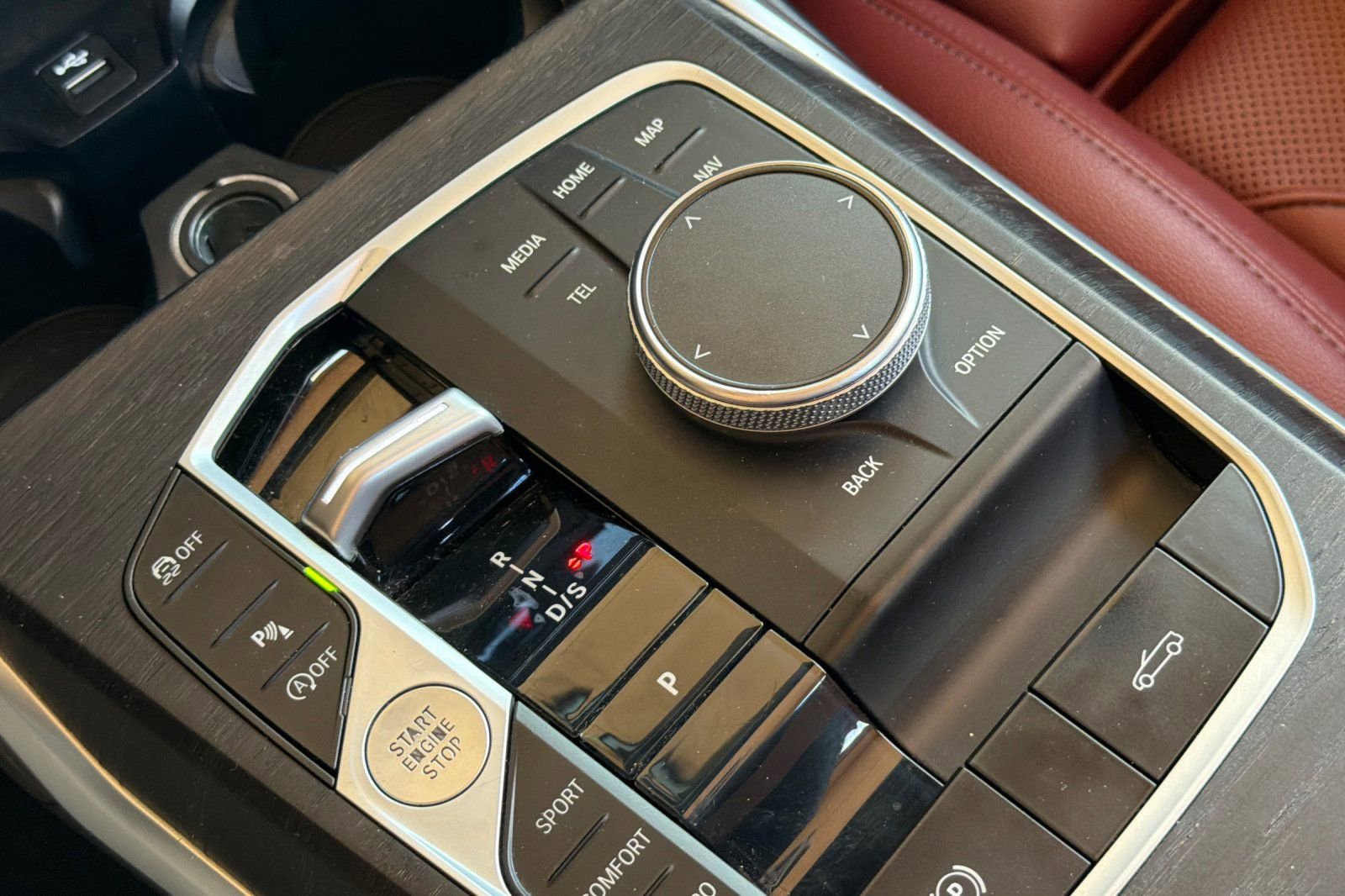 Used 2024 BMW 430i Convertible image 28